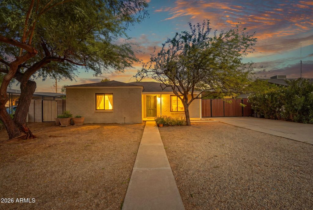 2508 E PINCHOT Avenue, Phoenix, AZ 85016 — exterior