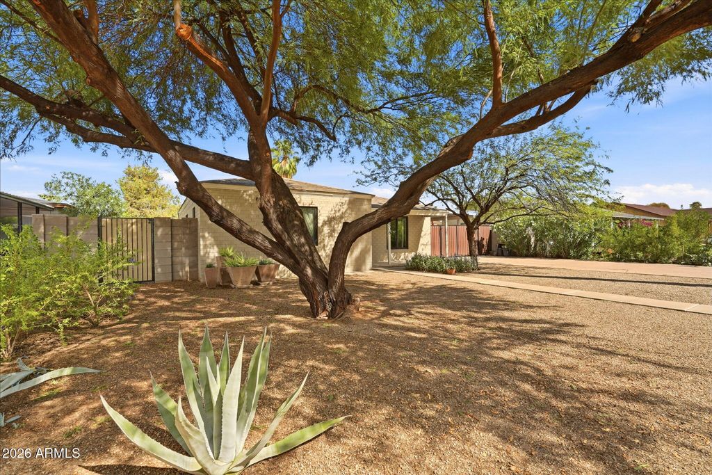 2508 E PINCHOT Avenue, Phoenix, AZ 85016 — photo 4