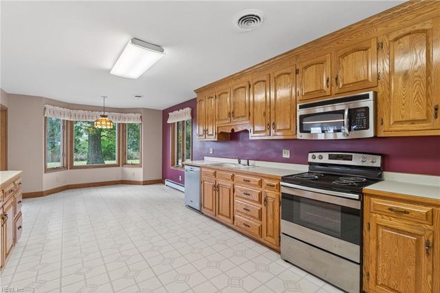 5028 Bay CIR, Suffolk, VA 23435