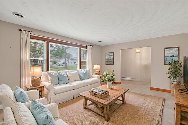 5028 Bay CIR, Suffolk, VA 23435