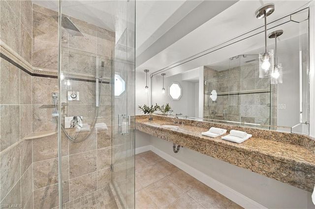 503 Neapolitan WAY, Naples, FL 34103