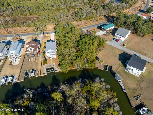 100 Singleton Street, Sneads Ferry, NC 28460
