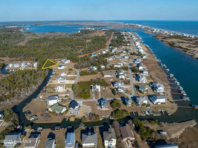 100 Singleton Street, Sneads Ferry, NC 28460