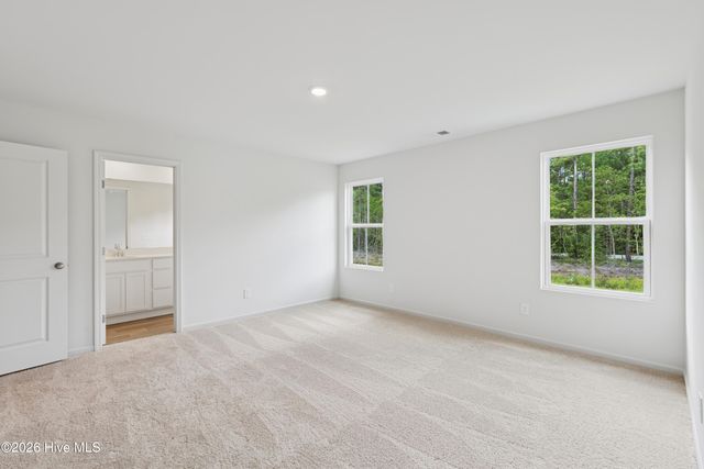 860 Plymouth Road, Southport, NC 28461