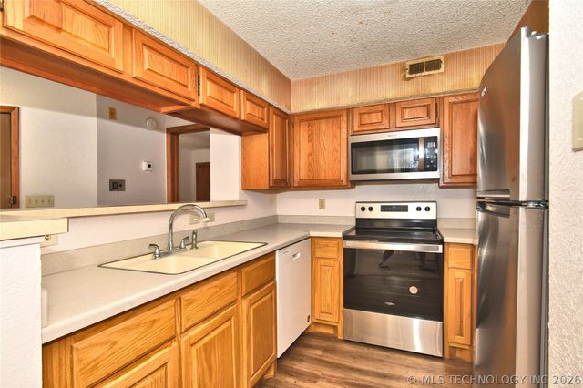 6737 S Peoria Avenue B109, Tulsa, OK 74136