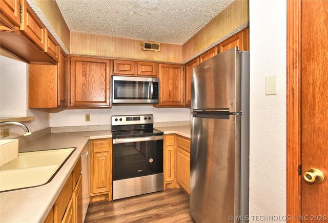 6737 S Peoria Avenue B109, Tulsa, OK 74136