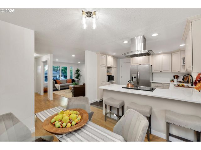 5070 Sw 168TH Pl, Beaverton, OR 97078