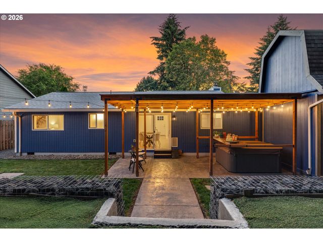 5070 Sw 168TH Pl, Beaverton, OR 97078