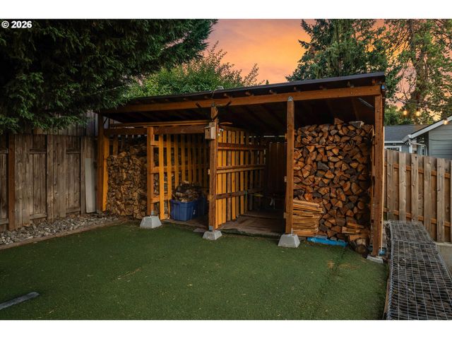 5070 Sw 168TH Pl, Beaverton, OR 97078