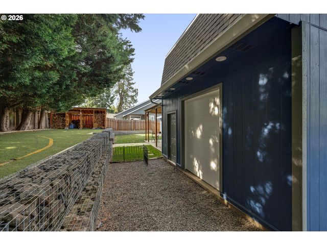 5070 Sw 168TH Pl, Beaverton, OR 97078