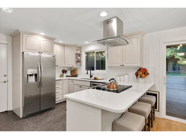 5070 Sw 168TH Pl, Beaverton, OR 97078