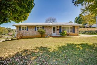 1004 Sells Avenue, Johnson City, TN 37604