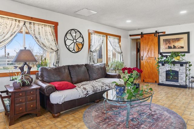 1588 Old Woman Springs Road, Yucca Valley, CA 92284