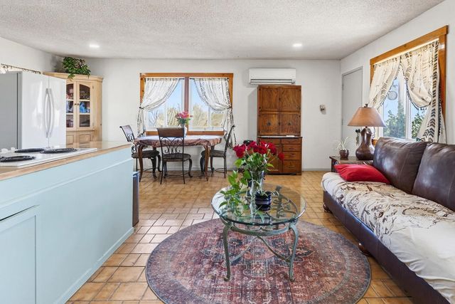 1588 Old Woman Springs Road, Yucca Valley, CA 92284