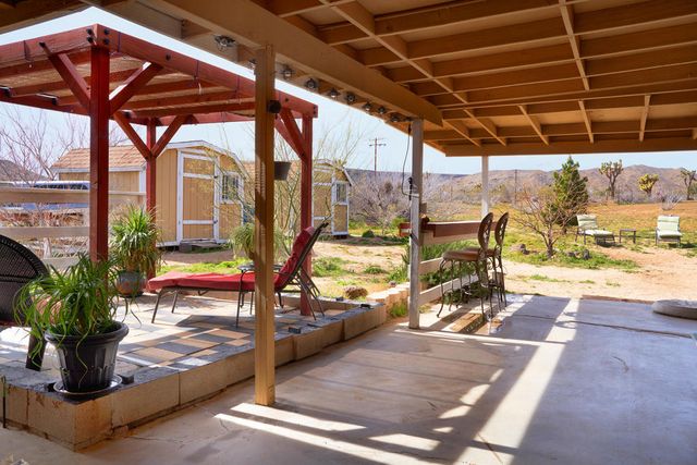 1588 Old Woman Springs Road, Yucca Valley, CA 92284