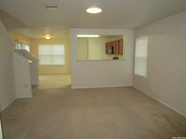 7916 CAVERN Hill, San Antonio, TX 78254