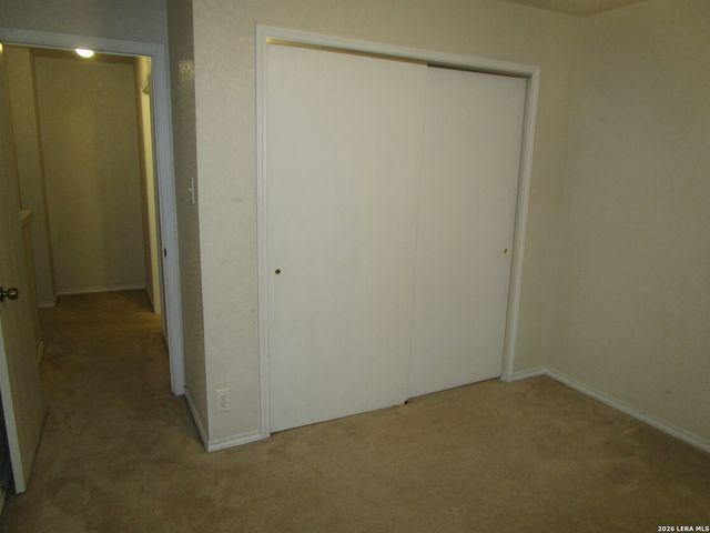7916 CAVERN Hill, San Antonio, TX 78254