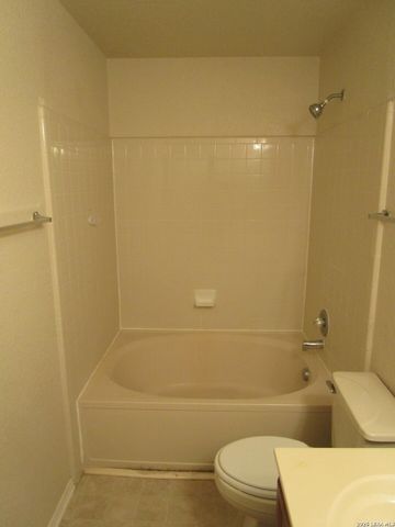 7916 CAVERN Hill, San Antonio, TX 78254