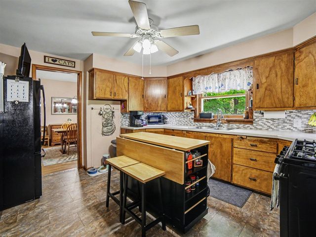 507 S State Street, Hart, MI 49420