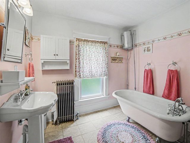 507 S State Street, Hart, MI 49420