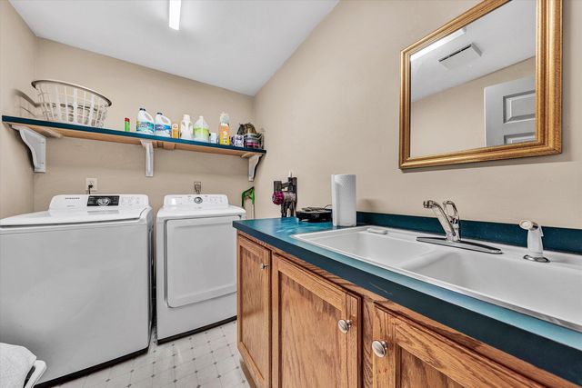 595 Gangplank RD, Moneta, VA 24121