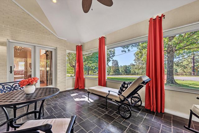 595 Gangplank RD, Moneta, VA 24121