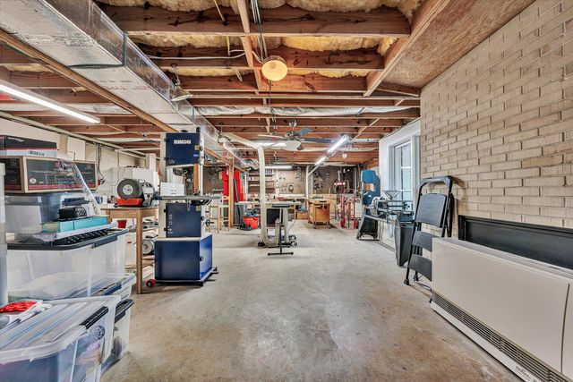 595 Gangplank RD, Moneta, VA 24121