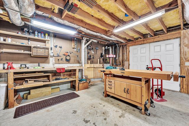 595 Gangplank RD, Moneta, VA 24121