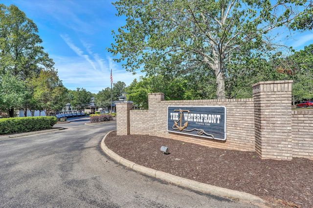 595 Gangplank RD, Moneta, VA 24121