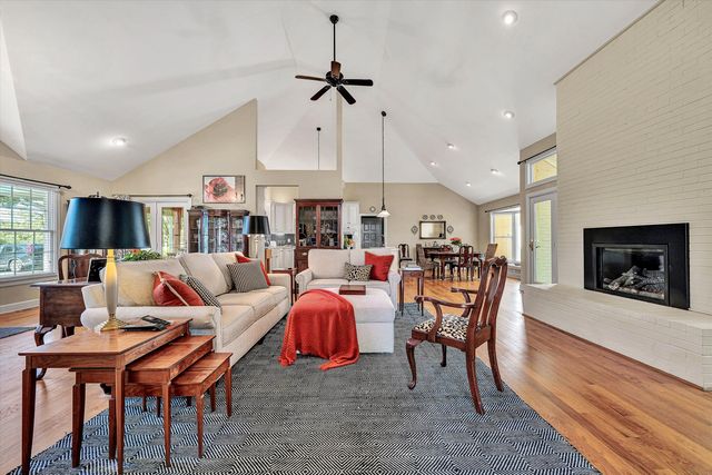 595 Gangplank RD, Moneta, VA 24121