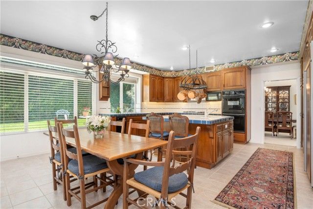 5942 Salamea Avenue, Woodland Hills (los Angeles), CA 91367