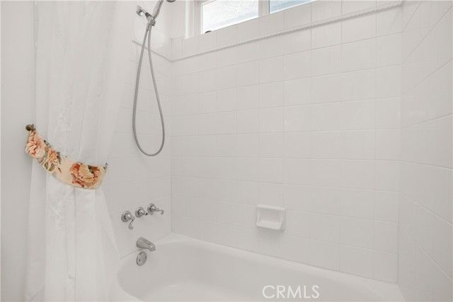 5942 Salamea Avenue, Woodland Hills (los Angeles), CA 91367