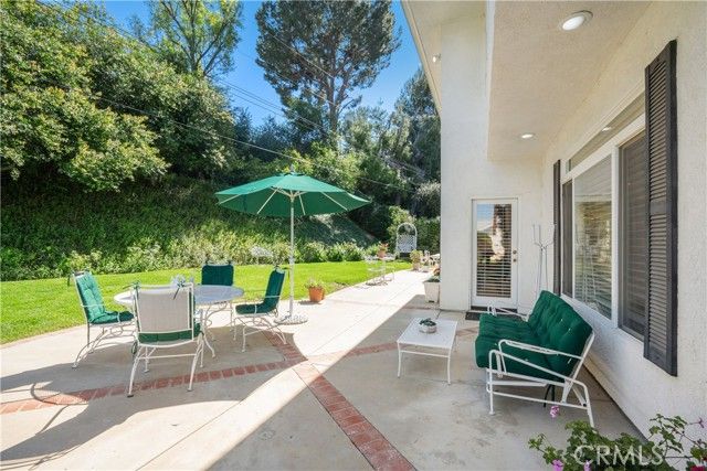 5942 Salamea Avenue, Woodland Hills (los Angeles), CA 91367