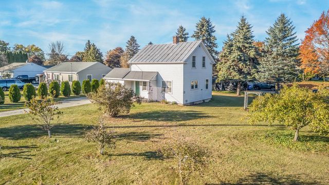 143 E Church STREET, Mishicot, WI 54228