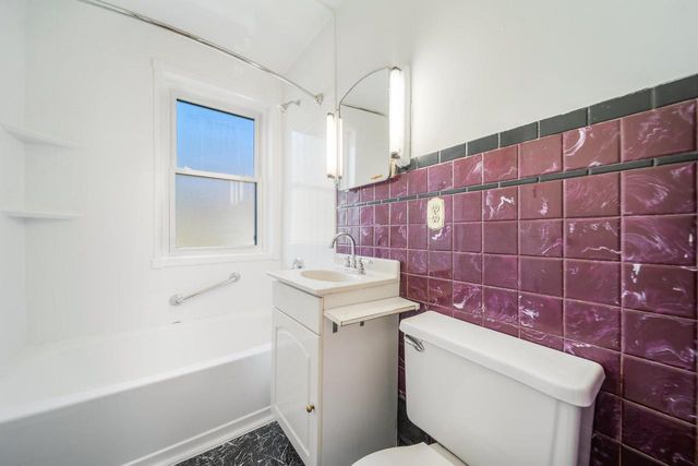 143 E Church STREET, Mishicot, WI 54228