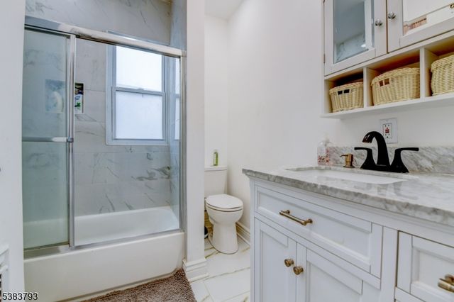 28 Tremont Ave, East Orange City, NJ 07018