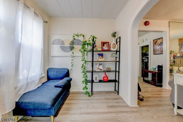 28 Tremont Ave, East Orange City, NJ 07018