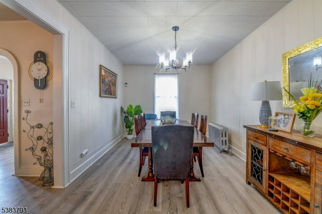 28 Tremont Ave, East Orange City, NJ 07018