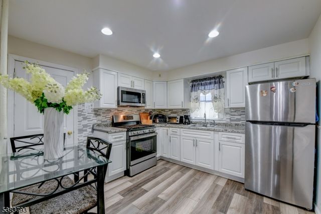 28 Tremont Ave, East Orange City, NJ 07018