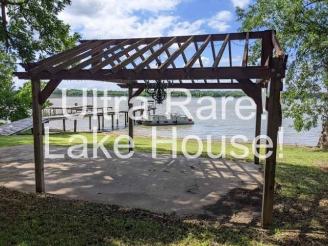 7464 Love Circle, Fort Worth, TX 76135