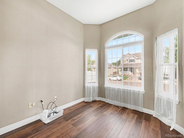 1250 Snowberry Ln, Broomfield, CO 80020