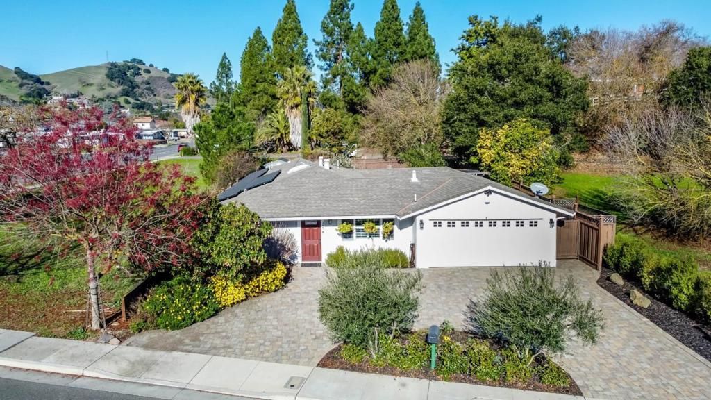 385 W Dunne Avenue, Morgan Hill, CA 95037