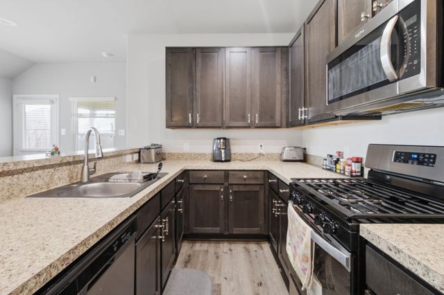 5315 Brooklyn Rose Drive, Rosharon, TX 77583
