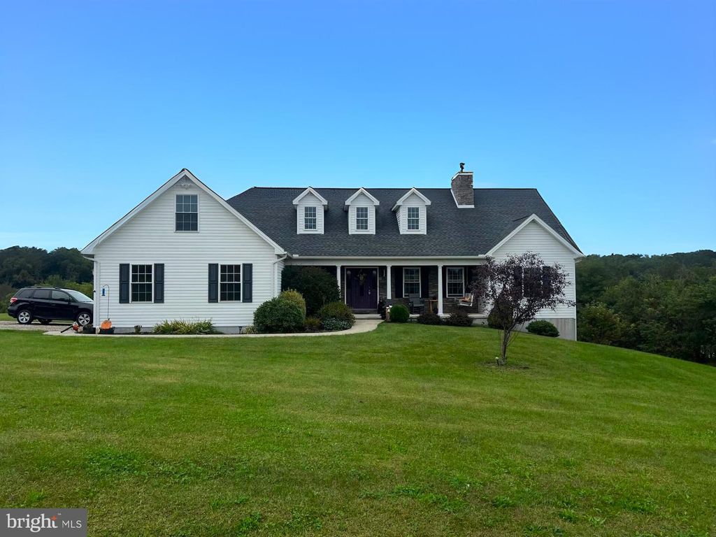 17796 IRON BRIDGE RD, Stewartstown, PA 17363