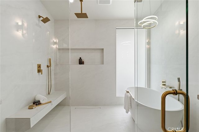 23925 Crosson Drive, Woodland Hills, CA 91367