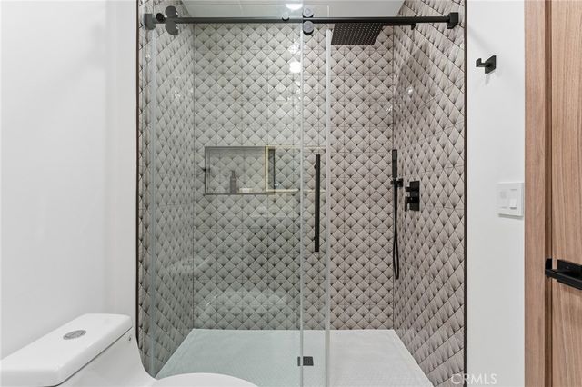 23925 Crosson Drive, Woodland Hills, CA 91367