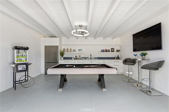 23925 Crosson Drive, Woodland Hills, CA 91367