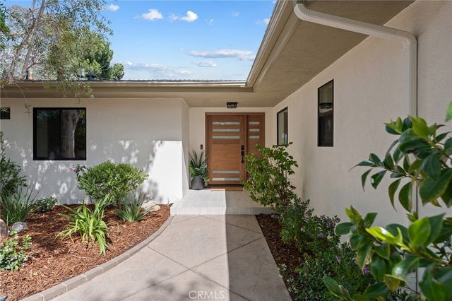 23925 Crosson Drive, Woodland Hills, CA 91367