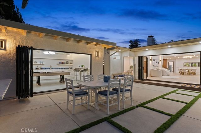 23925 Crosson Drive, Woodland Hills, CA 91367