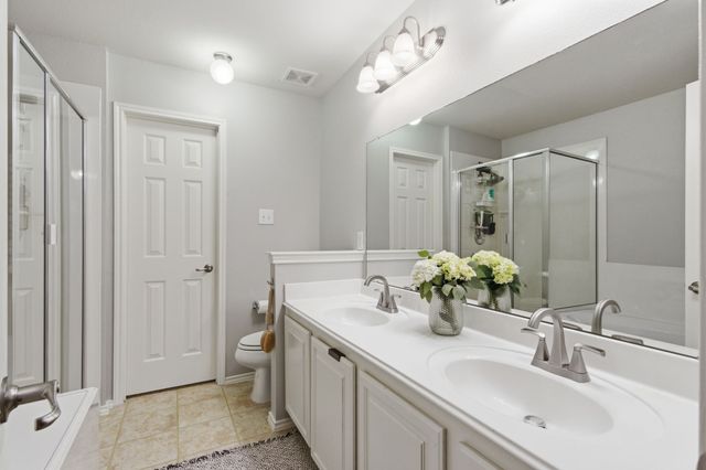 2925 Saint Andrews Drive, Lewisville, TX 75067